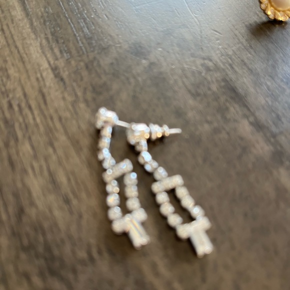 Earring Bundle - Picture 7 of 7